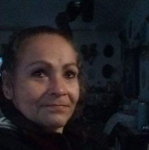 Meet your Posher, Eva